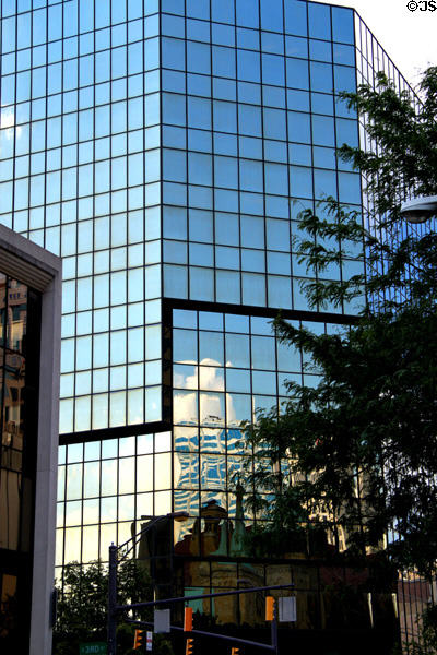 Modern reflective glass commercial building (E. Town St. at 3rd St.). Columbus, OH.