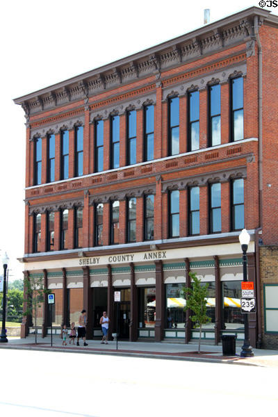 Shelby County Annex (former Montgomery Ward store) (1895) (129 E. Court St.). Sidney, OH.