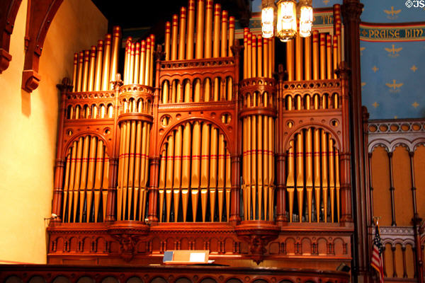 Organ (1976) by Cleveland Holtkamp Organ Co. installed in casework (1895) by William Johnson in Old Stone Church. Cleveland, OH.