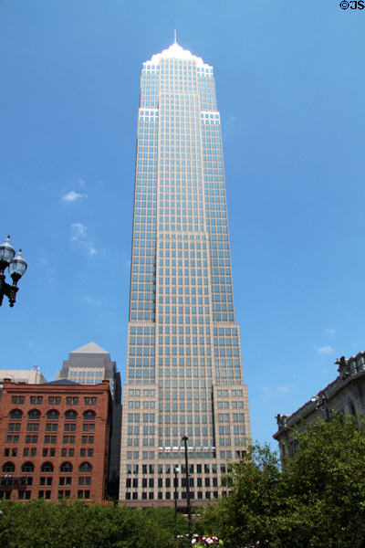 Key Tower (1991) (57 floors) (127 Public Square). Cleveland, OH. Architect: Cesar Pelli & Assoc. Architects.