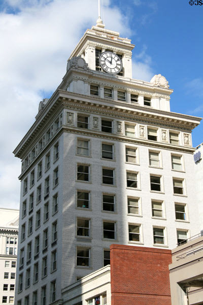 Jackson Tower (1912) (12 floors) (SW Broadway & Yamhill). Portland, OR.