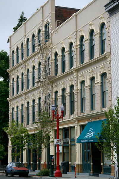 Merchants Hotel (1880-84) (121-39 NW 2nd Ave.). Portland, OR. Architect: Warren H. Williams (attrib.).