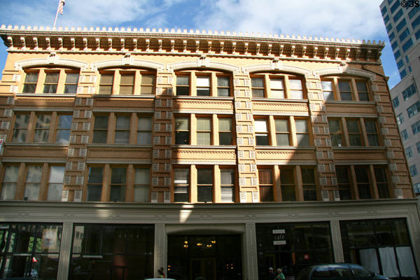 Postal Building [aka Failing Building] (1900) (510 SW 3rd Ave.). Portland, OR. Style: Italian Renaissance. Architect: Whidden & Lewis. On National Register.