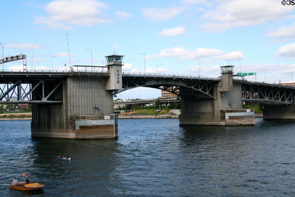 Morrison Bridge over Willamette River. Portland, OR.