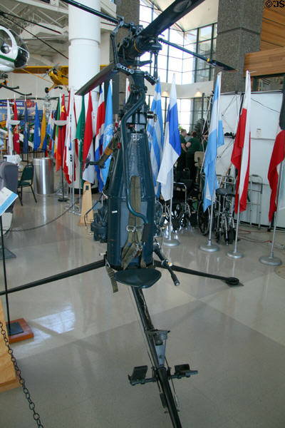 Hiller Rotorcycle personal helicopter (1957) at Evergreen Aviation & Space Museum. OR.