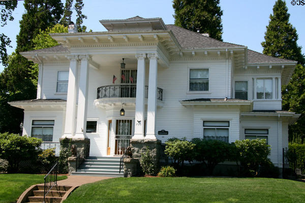 Cecil & Myrtle Cathey House (1906) (730 Washington) [aka the 
