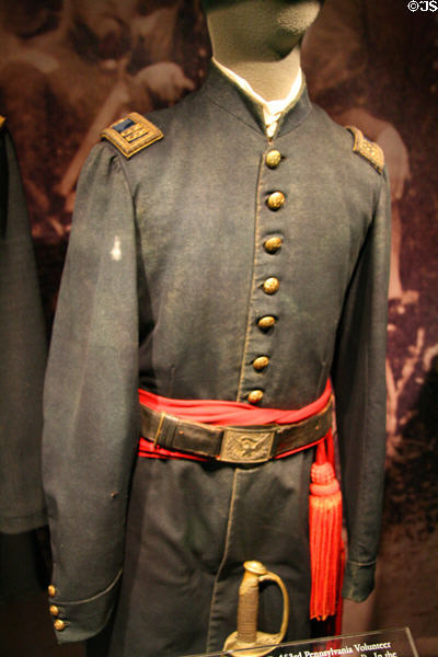 Officer's Uniform of Pennsylvania Volunteer Infantry at Lee's Headquarters Museum. Gettysburg, PA.