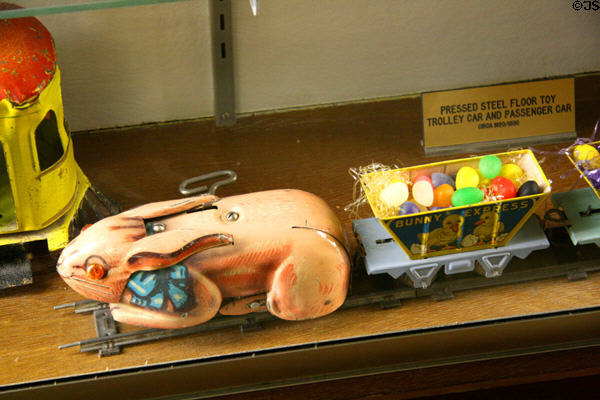 Marx Bunny Express clockwork Easter train (c1936) at Lincoln Train Museum. Gettysburg, PA.