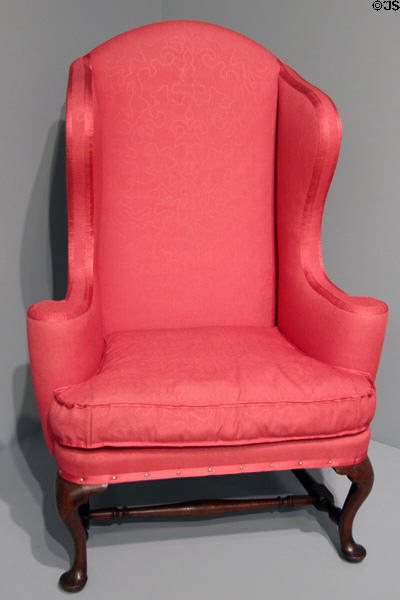 Easy chair (1742) by William Roby of Boston, MA at Carnegie Museum of Art. Pittsburgh, PA.