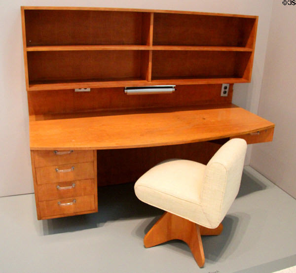 Desk for Robert Frank House of Pittsburgh (1940) by Marcel Breuer & made by Schmieg & Kotzian at Carnegie Museum of Art. Pittsburgh, PA.
