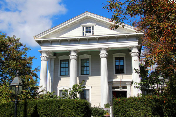 Neoclassical home (1836) (70 Pelham St.). Newport, RI.