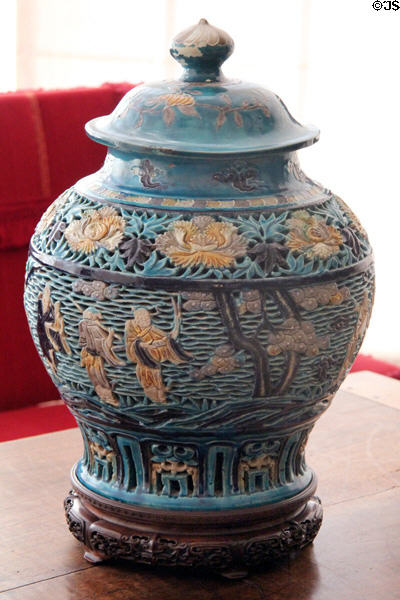 Chinese Ming Dynasty latticework earthenware Fahua wine jar (1368-1644) at Rough Point. Newport, RI.