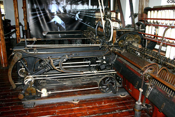 Thread Manufacturing Machine or Spinning Mule (1909) by Hetherington & Sons, Manchester, England. Pawtucket, RI.
