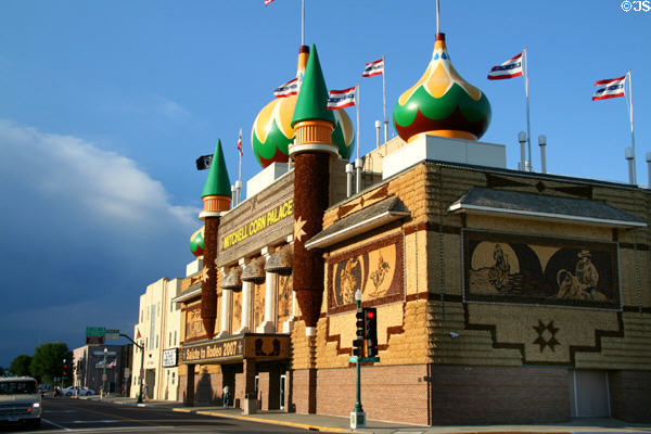 Mitchell Corn Palace decorated every year with new murals made of cobs of corn. Mitchell, SD.