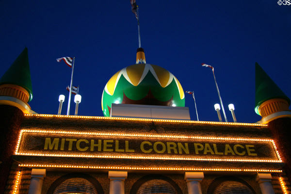 Mitchell Corn Palace at night. Mitchell, SD.