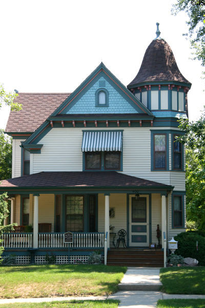 John M. Randolph House (1902) (400 N. Duluth Ave.) in Cathedral Historic District. Sioux Falls, SD. Style: Queen Anne. Architect: Wallace Dow.