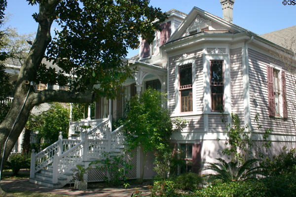 Frederich-Erhard house (1894) (1320 Ball). Galveston, TX. Style: Queen Anne.