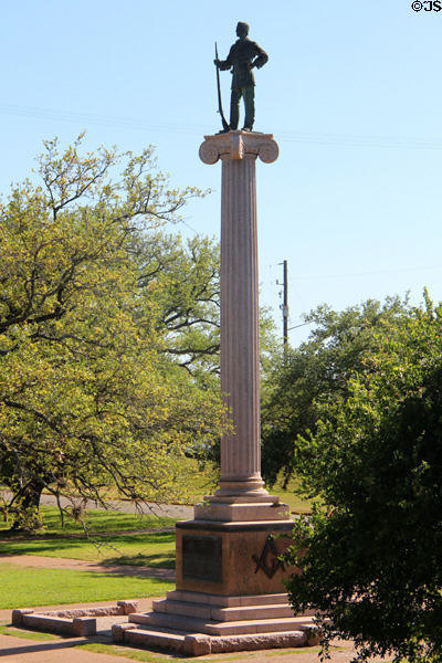 Pioneer Masons monument (1936). San Jacinto, TX.