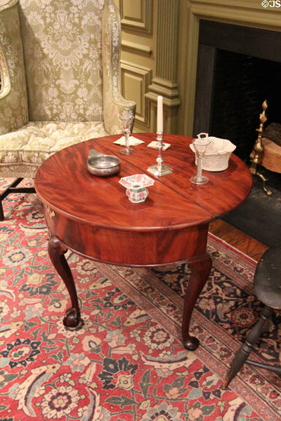 Round card table with drop-leaf made for Thomas Robinson, prob. by John Goddard of Newport, RI at Bayou Bend. Houston, TX.