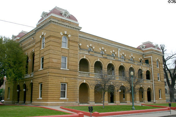 Webb County Courthouse (1909) (1000 Houston St.). Laredo, TX. Architect: Alfred Giles.