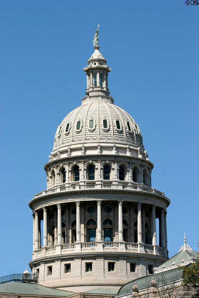 Dome of State Capitol. Austin, TX.