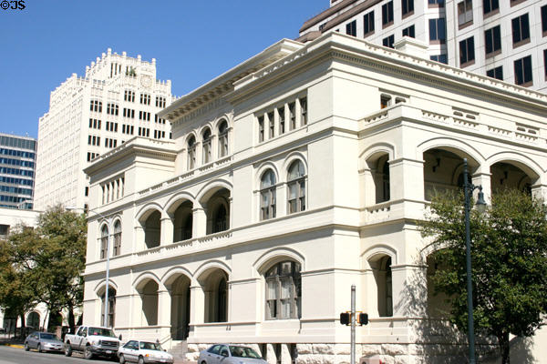 Old post office & federal building (1878-81) (601 Colorado St.) now O'Henry Hall where writer was found guilty of embezzlement plus Norwood Tower (1929) (15 floors). Austin, TX. Style: Renaissance Revival. On National Register.