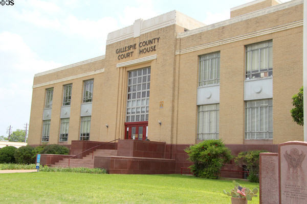 Gillespie County Courthouse (101 West Main St.). Fredericksburg, TX.