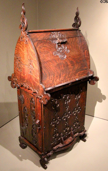 Swing writing desk (model #500) (c1899-1901) by Charles Rohlfs at Dallas Museum of Art. Dallas, TX.