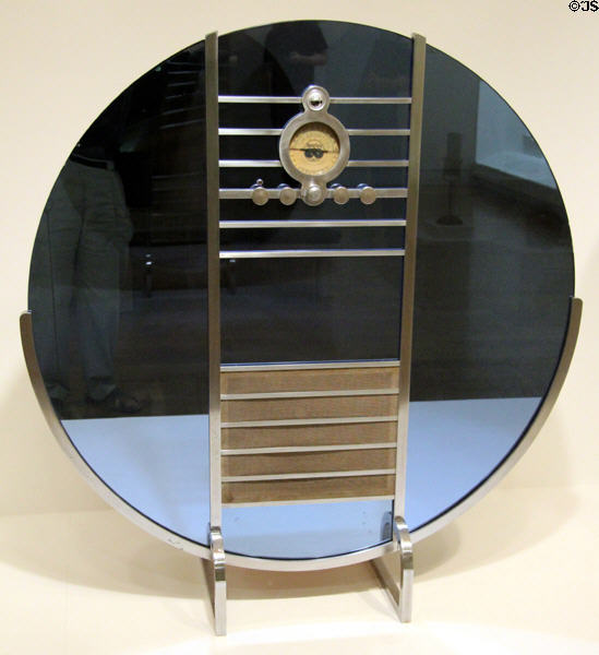 Mirror-faced Nocturne radio - model 1186 (c1936) by Walter Dorwin Teague of Sparton Corp. at Dallas Museum of Art. Dallas, TX.
