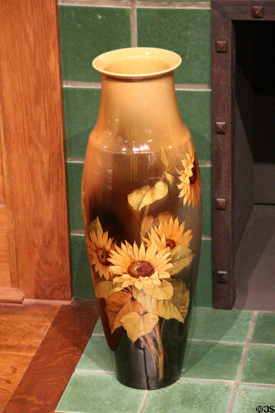 Earthenware vase with sunflowers (1892) by Matthew A. Daly of Rookwood Pottery of Cincinnati, OH at Dallas Museum of Art. Dallas, TX.
