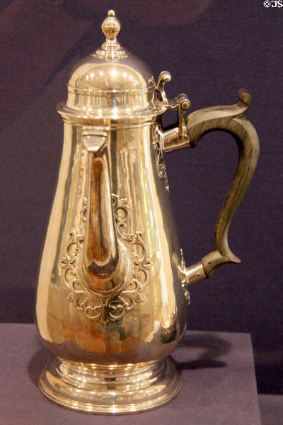 Silver coffeepot (1710) by John Fawdery of England at Dallas Museum of Art. Dallas, TX.