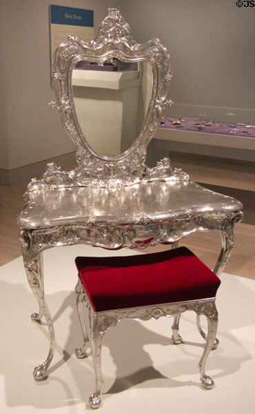 Silver Martelé dressing table & stool (1899) by William C. Codman of Gorham Manuf. Co., Providence, RI at Dallas Museum of Art. Dallas, TX.