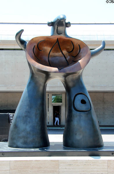 Woman Addressing the Public sculpture (1981) by Joan Miró at Kimbell Art Museum. Fort Worth, TX.