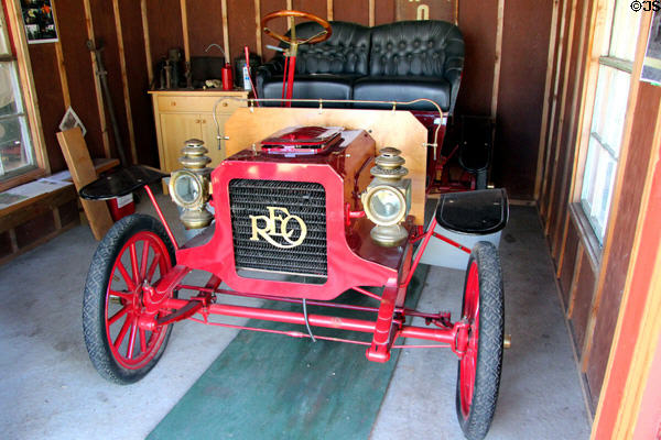 REO automobile (1907) at Conservation Plaza. New Braunfels, TX.
