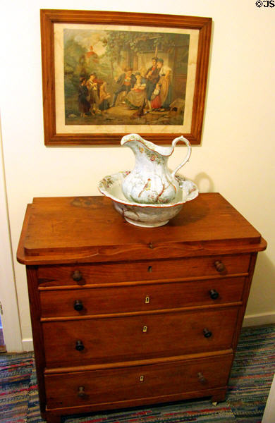 Four drawer Biedermeier chest with wash basin & pitcher at Museum of Texas Handmade Furniture. New Braunfels, TX.