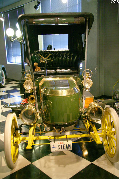 Stanley Steamer EX Runabout (1907) by Stanley Motor Carriage Co., Newton, MA, at Browning-Kimball Car Museum. Ogden, UT.