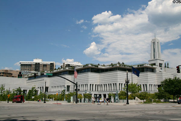 LDS Conference Center (2000) which seats 21,000. Salt Lake City, UT.