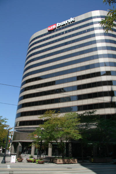 US Bank Plaza (15 floors) (170 S. Main St.). Salt Lake City, UT. Architect: Hellmuth, Obata & Kassabaum.