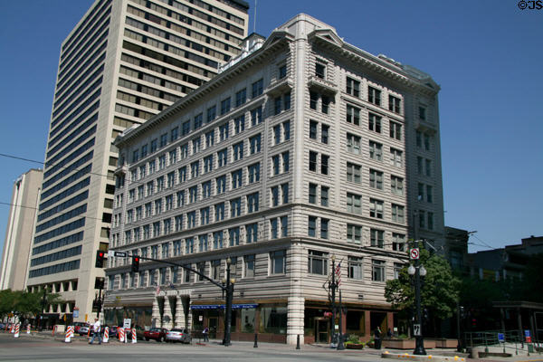 Francis D. Clift Building (1919-1920) (10 West 300 South). Salt Lake City, UT. Architect: James Leslie Chesebro.