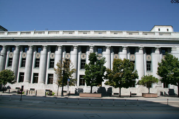Frank E. Moss Federal Courthouse (former U.S. Post Office) (1902-32) (350 S. Main St.). Salt Lake City, UT. Style: Neoclassical. Architect: 1902 James Knox Taylor + 1931 James A. Wetmore.