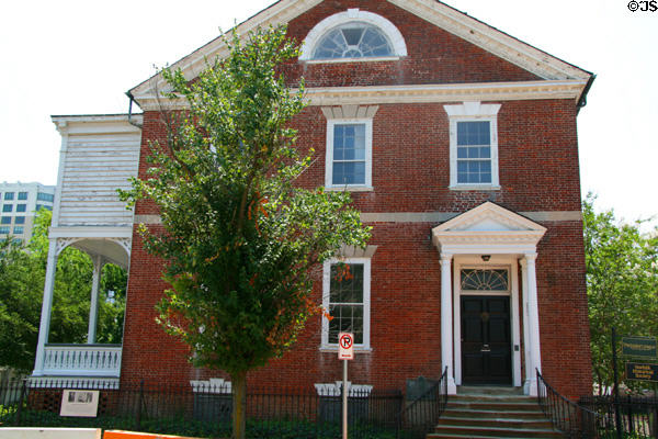 Taylor-Whittle House (c1790) (227 W. Freemason St.) of Norfolk Historical Society. Norfolk, VA. Style: Federal. On National Register.