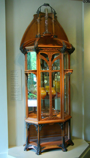 Art Nouveau cabinet (c1895-1900) attrib Louis Majorelle at Chrysler Museum of Art. Norfolk, VA.