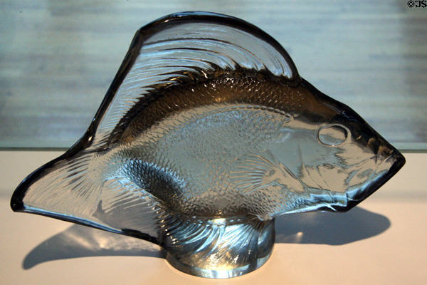 Lalique wave fish (c1925-35) at Chrysler Museum of Art. Norfolk, VA.