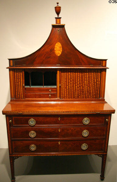 Mahogany & pine Federal-style tambour desk (1796-1810) made in Boston, MA at Chrysler Museum of Art. Norfolk, VA.