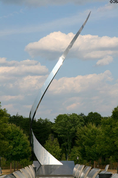 National Air & Space Museum, Udvar-Hazy Center spiral sculpture of flight called Ascent (2003) by John Safer. Chantilly, VA.