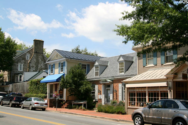 Heritage streetscape of Middleburg along E. Washington St. Middleburg, VA.