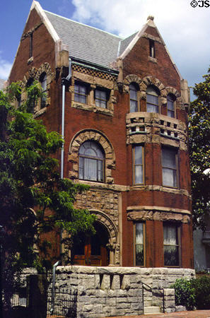 James W. Hunter House (1894) (240 West Freemason St.). Norfolk, VA.