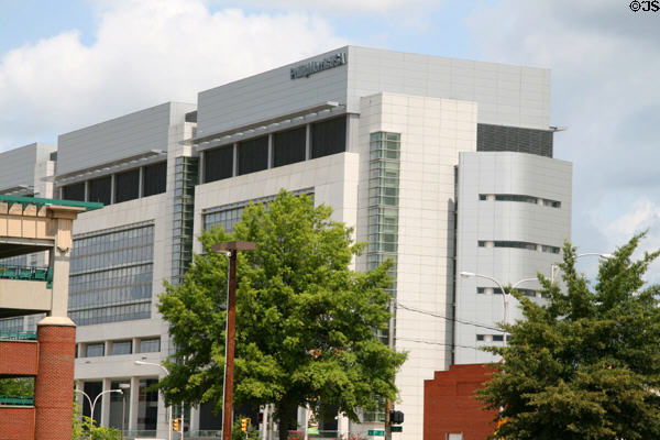 Philip Morris Research Center (2007) (601 E. Jackson St.). Richmond, VA. Architect: CUH2A.