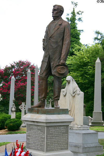 Tomb of Confederate President Jefferson Davis (1808-1889) at Hollywood Cemetery. Richmond, VA.