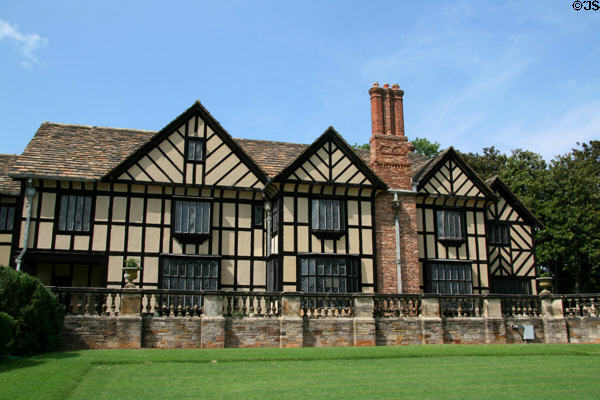 Agecroft Hall, a 500-year old Tudor Mansion from Lancashire, England transplanted to Richmond in the 1920s. Richmond, VA.